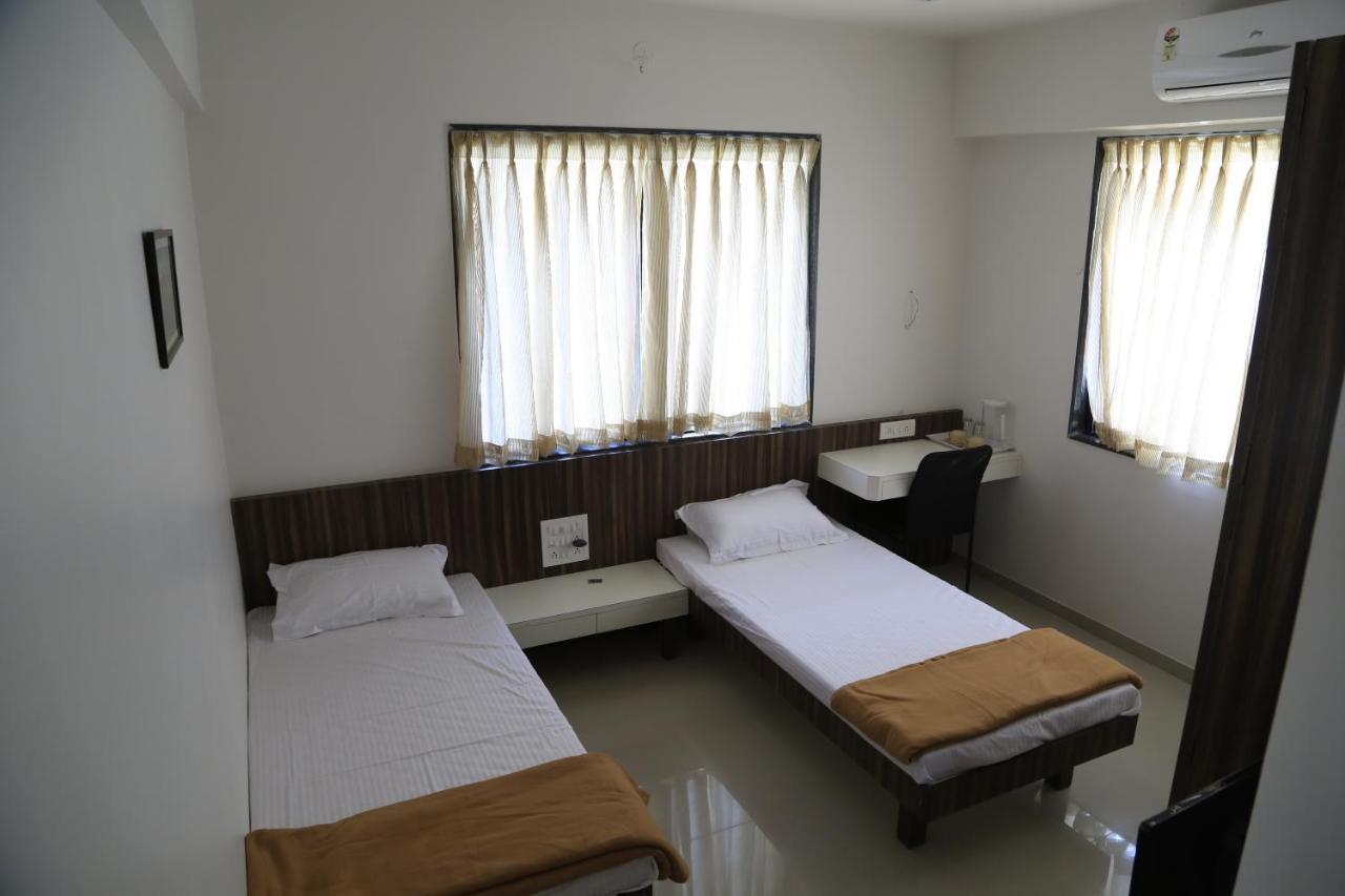 Aashiyana Inn Нашик Екстер'єр фото
